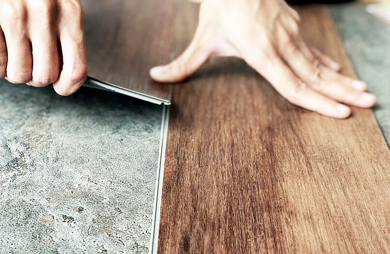 укладка виниловой плитки при помощи замка