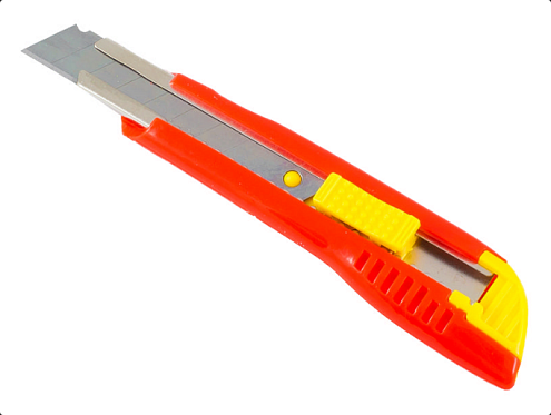 Нож РемоКолор "Стандарт" 18х100мм, ABS-пластик, 3 лезвия, автофиксатор: фотография 1