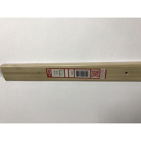 Порог  угол 25х25мм  0,9м береза: фотография 1