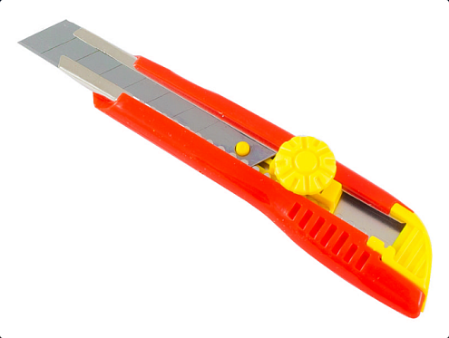 Нож РемоКолор "Стандарт" 18х100мм, ABS-пластик, винтовой фиксатор, 3 лезвия: фотография 1